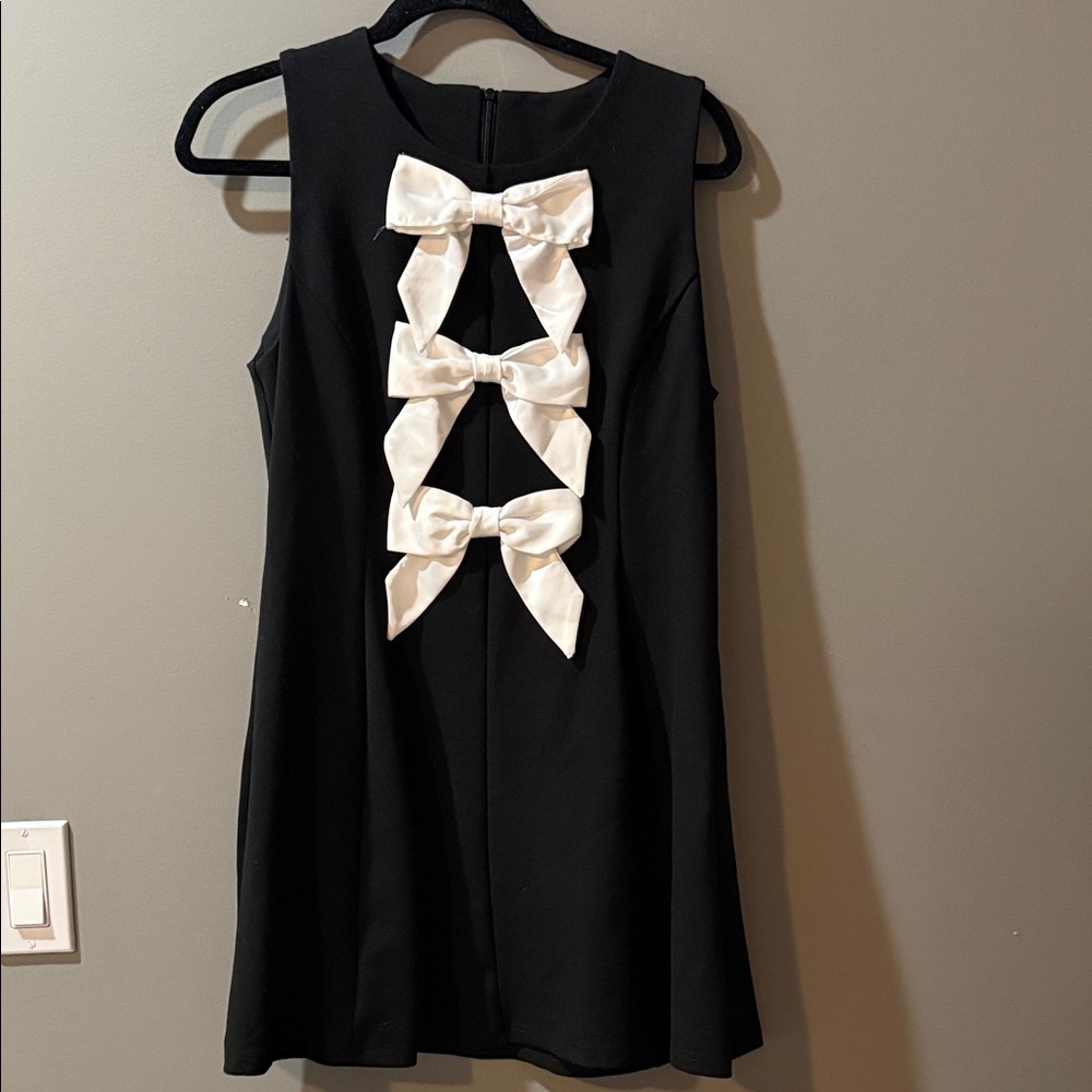 Chic Black Dress with White Bows Large Amazon 4.8 ⭐️ You will get Compliments